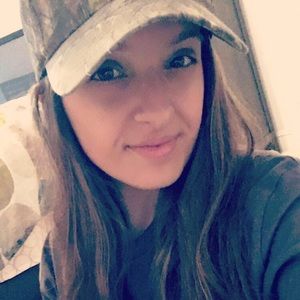 Meet your Posher, Brittney